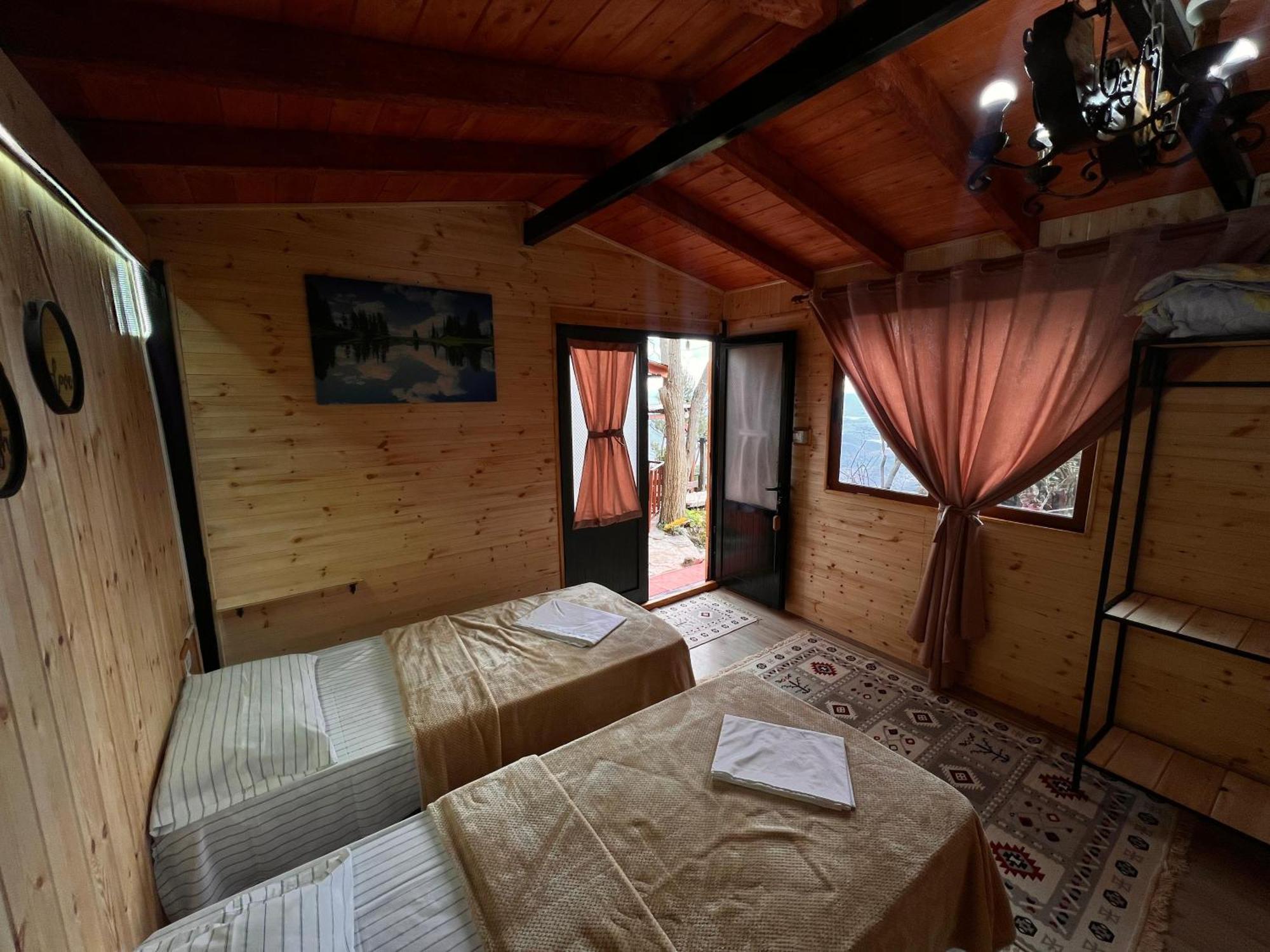 Krujë Rooms Merlika -Inside The Castle- מראה חיצוני תמונה